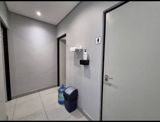 334M² OFFICE TO LET IN HALFWAY GARDENS